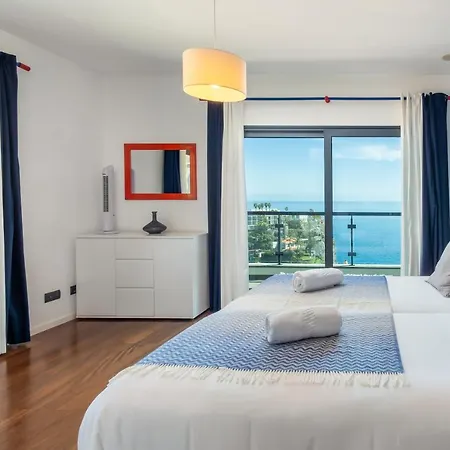 Skylark - By Lovelystay