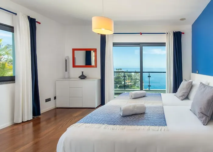 Skylark - By Lovelystay