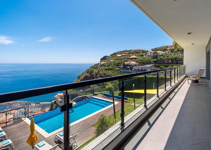 Skylark - By Lovelystay Vila *