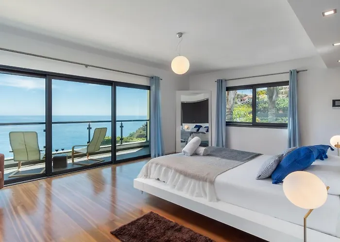 Skylark - By Lovelystay Villa *